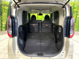 普段のお買い物や通勤、送迎等に十分な荷室スペースを確保しております。セカンドシートを倒すと、大きな荷物の積載も可能です♪
