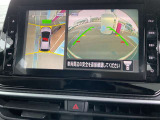 アラウンドビューは4方のカメラで真上から車を見たようにモニタで確認ができる日産自慢の装備です。周辺の安全確認、小さなお子様や障害物も確認できるので、駐車のしやすさだけでなく、事故防止にも役立ちます♪