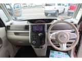 運転席から見た俯瞰図です!ドライバーが操作しやすいよう配置されています♪