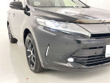 フォグランプ装着車です。暗い夜道の車両前方を明るく照らします