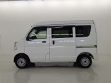 小回りきいて、街中どこでもしっかり働く、役に立つクルマ。