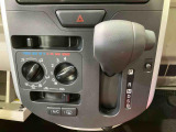 納車前にはプロのメカニックが、各部の点検を行います。ディーラーにしか出来ない品質、そしてサービスできっと満足していただけると思います!