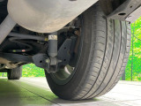 お車を安心してお乗りいただく為には、足回りの定期点検が欠かせません。サービスサポート(有償保証)では無料点検もご提供しており、安心のカーライフをお過ごしいただけるサポート体制が整っています。
