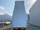 床は鉄板です。