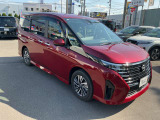 セレナ 1.4 e-POWER ハイウェイスターV 