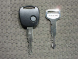 リモートコントロールエントリーシステムです荷物を持ったままでもドアの開閉ができます