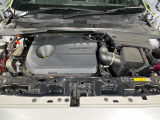 1.5L三気筒ターボエンジン+40KWモーターユニットでシステム合計309psでパワフルにクリーンに走ります。AC充電も可能です(専用充電ケーブル付属)