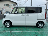 左パワースライドドア付きで便利!小さなお子様も乗り降り楽々です♪スイッチは運転席にもありますよ!