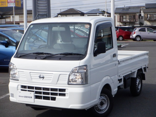 日産 NT100クリッパー 