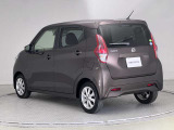 【ワイド保証】日産販売店の中古車には、無料で保証が付いています。走行距離無制限で、無料保証期間は1年間から。品質に自信があるから実現した、日産ならではの保証です。