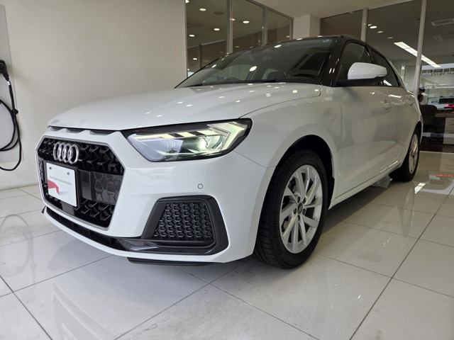 A1スポーツバック 25 TFSI アドバンスド