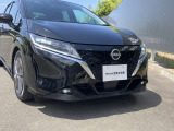 夜間走行の様々な局面に向けて、LEDヘッドランプで視認性をしっかり確保☆ハロゲンヘッドランプのおおよそ2倍の光量で、広範囲に明るくドライバーをサポートしてくれます。