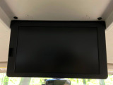 【フリップダウンモニター】大画面モニターで後席でもエンタメをお楽しみいただけます。小さなお子様にも大人気の装備です♪