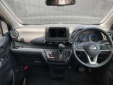 広々とした視界を体感できます。運転が楽しくなりますね。