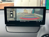 360度ビューモニターです。前後左右の安全を確認できます。