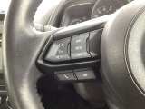 【ハンドルスイッチ】ハンドルを握ったまま、この車の快適装備を操作することが可能です☆詳しくは営業スタッフまでお尋ねください☆