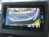 バックカメラを装備しておりますので、駐車場などでの取り回しもスムーズに行っていただけます。