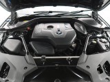 安心のBMW認定中古車は100項目の箇所を徹底的にチェック致します。機械的な箇所や電気系、コンピューターなどをご納車前に点検し、交換基準に達した部品は全て新品に修理返品した後にご納車致します。