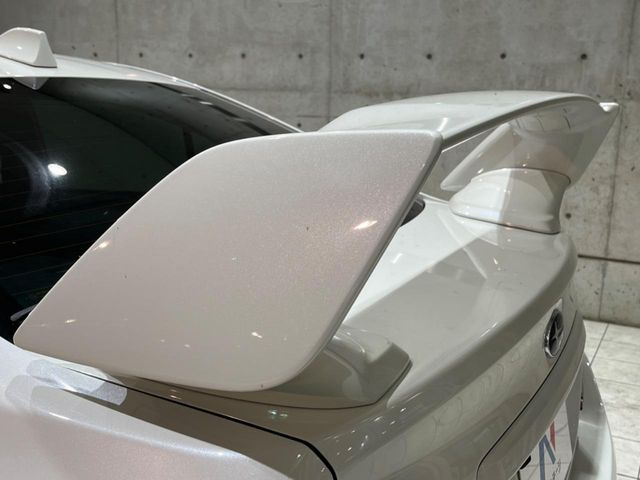 スバル WRX STI 2.0 4WD の中古車詳細 (92,760km, クリスタルホワイト