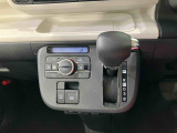 納車前にはプロのメカニックが、各部の点検を行います。ディーラーにしか出来ない品質、そしてサービスできっと満足していただけると思います!