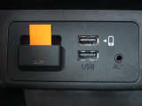 ナビSDロム購入により、ナビ利用可能。