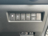 車の角に設置する超音波センサーのことで障害物が近づくとその距離に応じた音で接近を知らせてくれるコーナーセンサー付き♪
