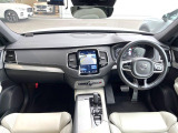 XC90 B6 AWD Rデザイン 4WD 