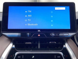 ブルートゥースに接続することにより、スマホに入ったお気に入りの音楽を車内で楽しむことができます♪あると本当に便利な機能になっています!
