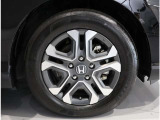 HONDA純正アルミホイール付きのお車でございます。