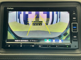 バックカメラ付きで後方の確認も安心です!スムーズな駐車・車庫入れをサポートいたします!