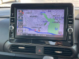 このナビについているのは、フルセグTVです。これからも長く使用できます。フルセグは電波が悪くなるとワンセグに自動で切り替わり快適にTVがお楽しみいただけます。