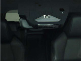 TOYOTA SAFETY SENSEは道路状況、車両状態、天候状態及びドライバーの操作状況などによっては、作動しない場所があります。あくまで運転補助機能です。