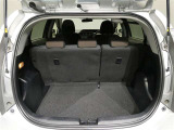 広々としたラゲージスペースを備えています。大きなものや長さのある荷物もしっかりと積み込めます。
