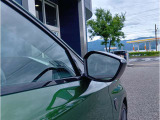 サイドミラーには後方のお車をおしらせ機能も!