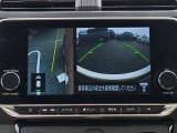 左前タイヤ付近も見られますので、狭い道や側溝のある道も安心です