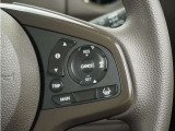 ◆アダプティブクルーズコントロール◆予め設定した車速内でクルマが自動的に加減速。前走車との適切な車間距離を維持しながら追従走行します。【LKAS】車線維持支援システムでステアリング操作を支援。