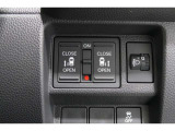 ◆◆両側電動スライドドア!!荷物で手が塞がる時など簡単にドアの開閉が出来ます!何より力いらずで開閉OK!女性やお年寄りにも優しい♪電動機能はOFFにもできますから元気なお子様の駆け出しも安心!