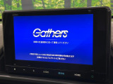 【純正ナビ】人気の純正ナビを装備しております。ナビの使いやすさはもちろん、オーディオ機能も充実!キャンプや旅行はもちろん、通勤や買い物など普段のドライブも楽しくなるはず♪