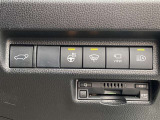 パワーバックドアスイッチ ステアリングヒータースイッチ ETC