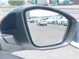 ●ブラインドアシストセンサー:視角からの車を感知し、ドライバーが車線変更を行う際に、警告音と共に注意を促してくれる安全支援機能です!