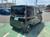 先進技術で家族はもっと楽しめる!ルークス登場です!安全装備も運転補助も付いてさらに広々空間!しかも加速も燃費も良いお買い得車ですよ!!