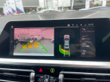 BMWを熟知したメカニックによる、360度の納車前点検。ドイツ本国と同様の教育・訓練を受けたメカニックが徹底的に点検、整備した後にお客様にお引渡しします。