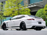 HYPER-FORGED22in/特注後席モニタ-/TECHARTカスタム(マフラ-・前後スポイラ-・アイライン・デイライト・ドアシルプレ-ト・フットペダル)/GTS仕様/デカ-ルライン/ブラックテ-ル/エンブレム塗装/キャリパ-塗装
