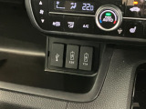 USB充電口を搭載しています!携帯電話の充電などに便利です!