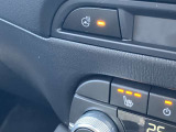 寒い日にはとても重宝するシートヒーターが運転席・助手席に装備されています。