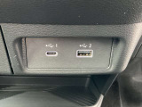 USB充電ポートがついています。