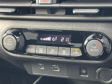 【 オートエアコン 】車内温度を感知して自動で温度調整をしてくれるのでいつでも快適な車内空間を創り上げます!//