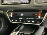 運転席/助手席シートヒーターで寒い日もすぐに温かくなり快適に過ごせます。2段階の温度調整が可能です