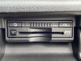 今や必需装備となりつつある、【ETC】搭載車!当店でセットアップが可能ですので、ご納車当日からご使用が可能です!高速道路料金のお支払いが楽々です!