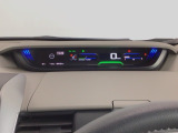 メータは先進的なデジタルメーターを採用!ゆっくりと数字が動くのでとても見やすく表示されます!続可能距離等の情報やHonda SENSINGの注意・警告も表示します!